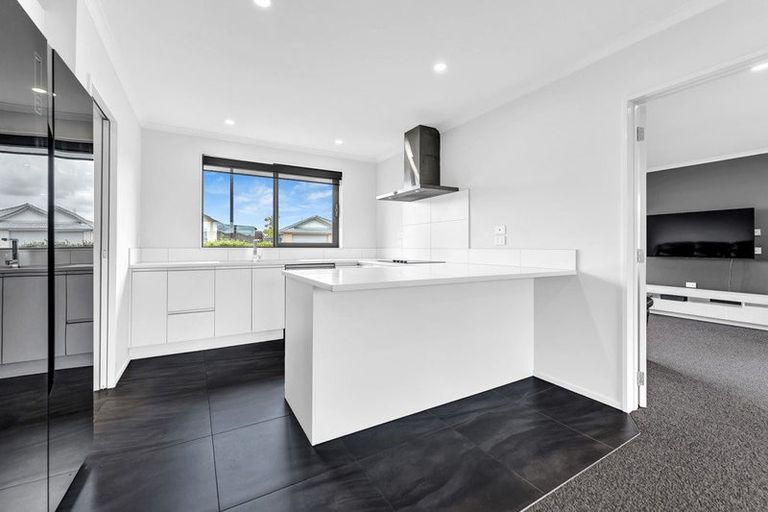 Photo of property in 1 Helenvale Crescent, Pokeno, 2402