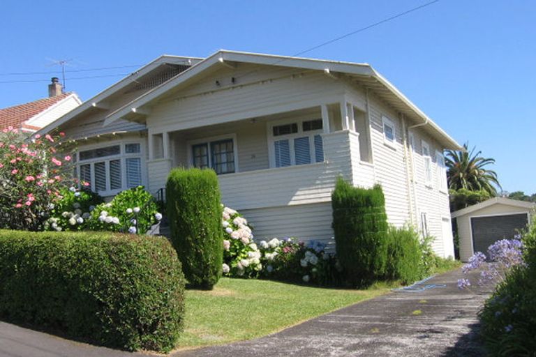 Photo of property in 26 Abbotts Way, Remuera, Auckland, 1050
