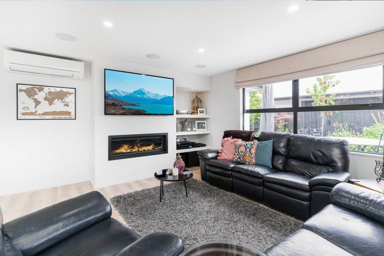 Photo of property in 62 Cameo Grove, Marshland, Christchurch, 8083