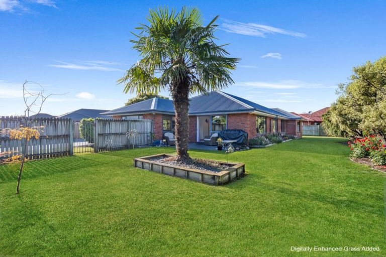 Photo of property in 13 Cressida Close, Rolleston, 7614