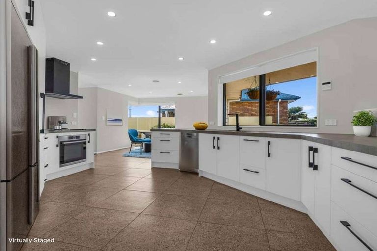 Photo of property in 135 Baverstock Road, Nawton, Hamilton, 3200