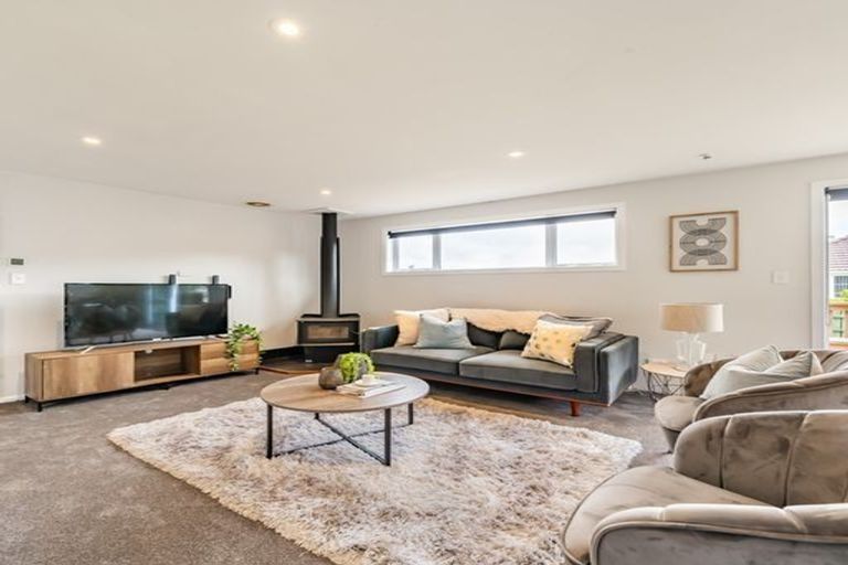 Photo of property in 21a Rimu Street, Naenae, Lower Hutt, 5011