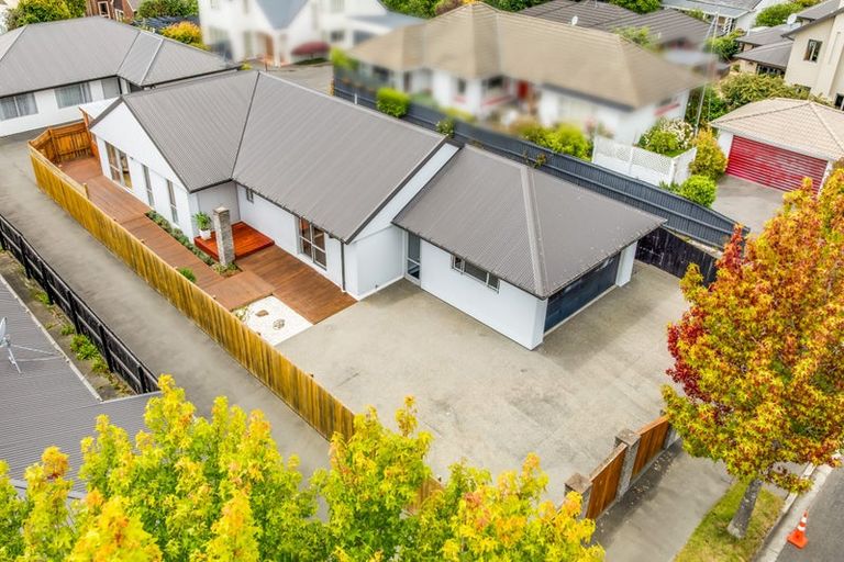 Photo of property in 6 Westburn Terrace, Burnside, Christchurch, 8041