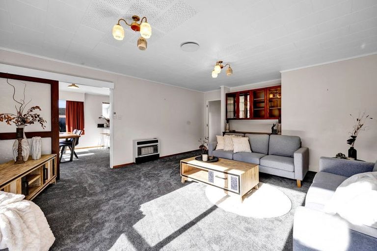 Photo of property in 3a Surrey Street, Hawera, 4610