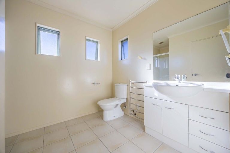 Photo of property in 10 Clea View, Gulf Harbour, Whangaparaoa, 0930