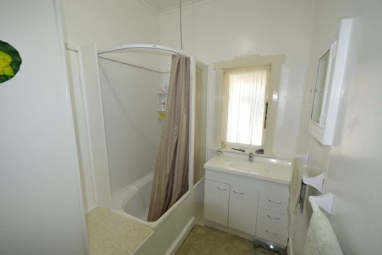 Photo of property in 96 Ngatai Street, Taumarunui, 3920