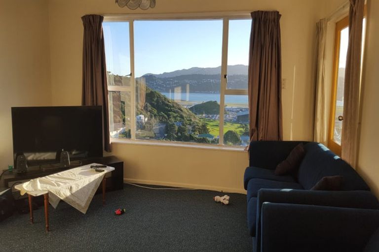 Photo of property in 5 Tukanae Street, Strathmore Park, Wellington, 6022