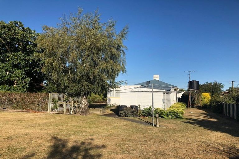 Photo of property in 1 Montrose Avenue, Culverden, 7392