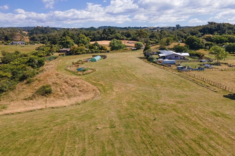 Photo of property in 41 Leyland Road, Whakamarama, 3179