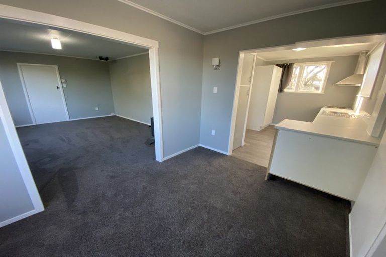 Photo of property in 1 Dampier Avenue, Awapuni, Palmerston North, 4412