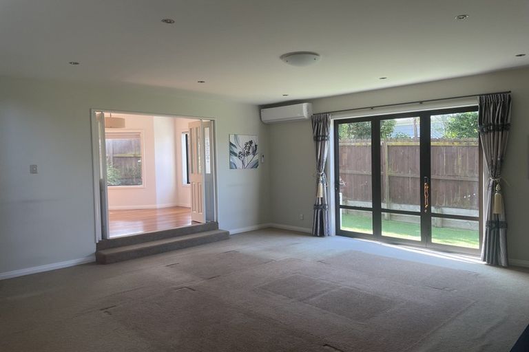 Photo of property in 2/28 Ngataringa Road, Devonport, Auckland, 0624