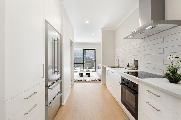 Photo of property in 2/17 Samuel Marsden Place, Whenuapai, Auckland, 0618