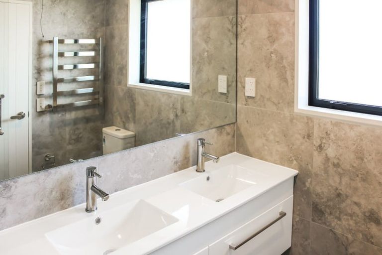 Photo of property in 14 Korokio Lane, Halswell, Christchurch, 8025