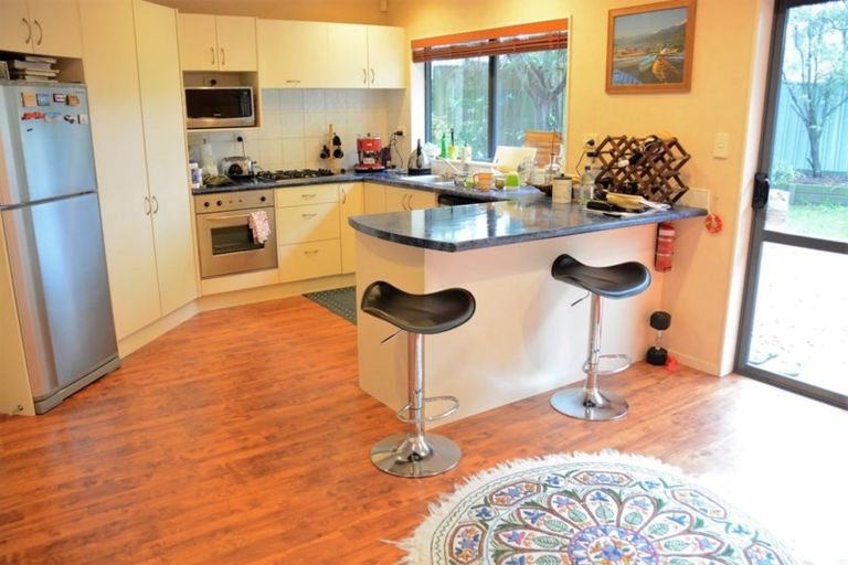 Photo of property in 9 Campile Close, East Tamaki, Auckland, 2016