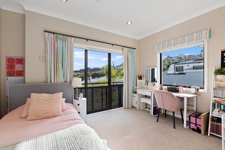 Photo of property in 10 Ascot Way, Orewa, 0931
