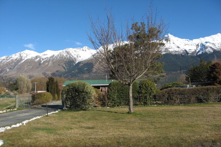 Photo of property in 49 Argyle Place, Glenorchy, 9372