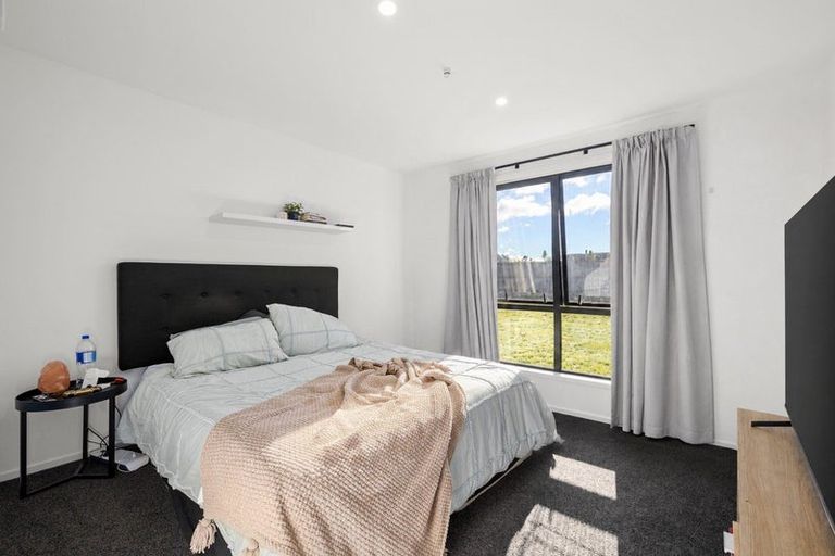 Photo of property in 5 Remutaka Lane, Carterton, 5713