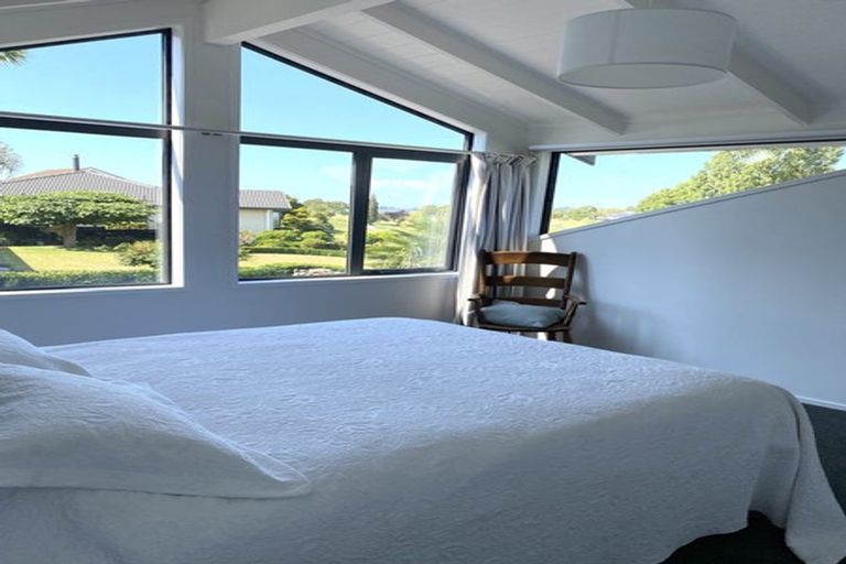 Photo of property in 52 Links View Drive, Omokoroa, 3114