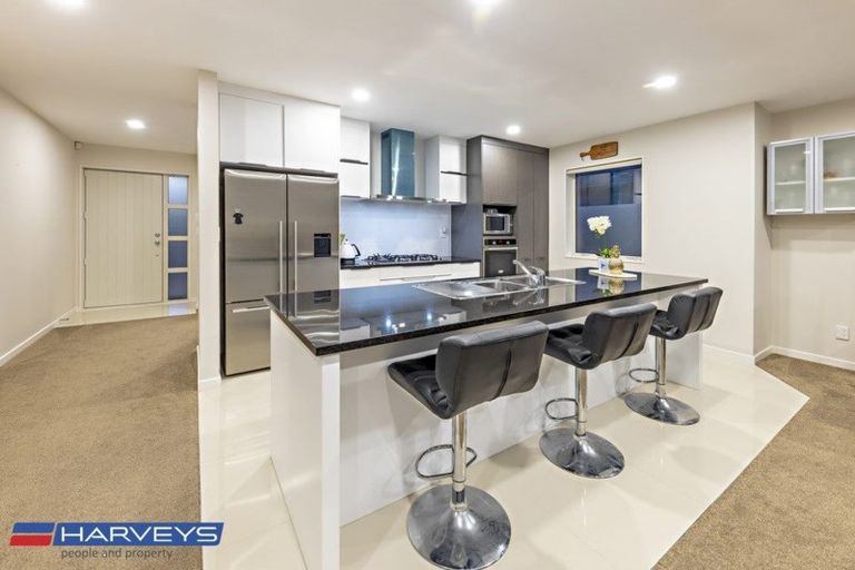 Photo of property in 19 Hollowout Street, Takanini, 2112