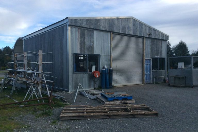 Photo of property in 37 Jessons Road, Harewood, Christchurch, 8051