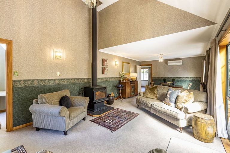 Photo of property in 222 Victoria Avenue, Hokowhitu, Palmerston North, 4410