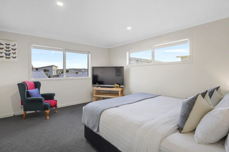 Photo of property in 35 Kanuka Road, Hobsonville, Auckland, 0616