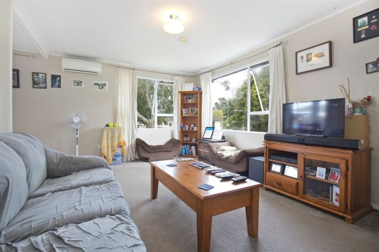 Photo of property in 33 Childers Road, Ranui, Auckland, 0612