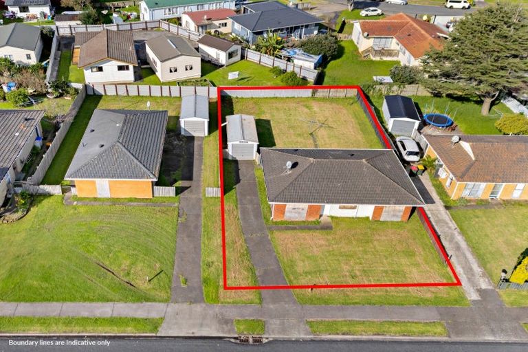 Photo of property in 35 Garus Avenue, Mangere East, Auckland, 2024