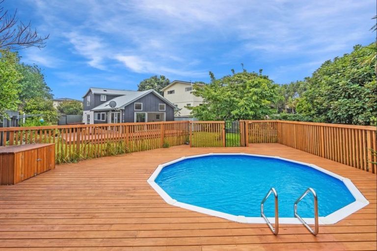 Photo of property in 160 Manly Street, Paraparaumu Beach, Paraparaumu, 5032