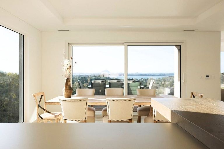 Photo of property in 34 Te Auhi Way, Welcome Bay, Tauranga, 3112