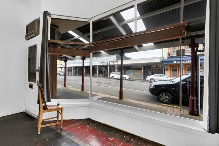 Photo of property in 96 Bridge Street, Eltham, 4322