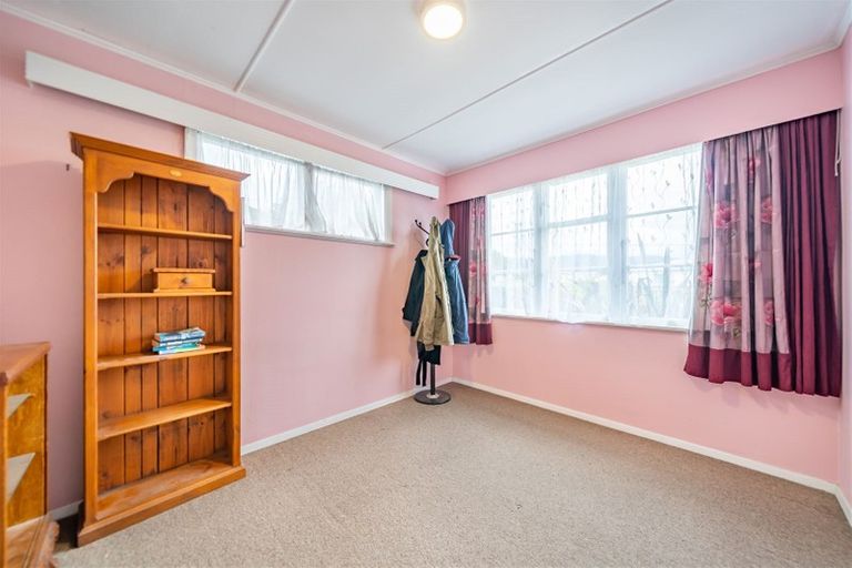 Photo of property in 4 Mckay Street, Wainuiomata, Lower Hutt, 5014