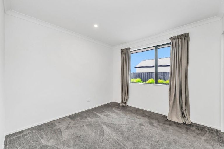 Photo of property in 29 Irvines Track, Halswell, Christchurch, 8025