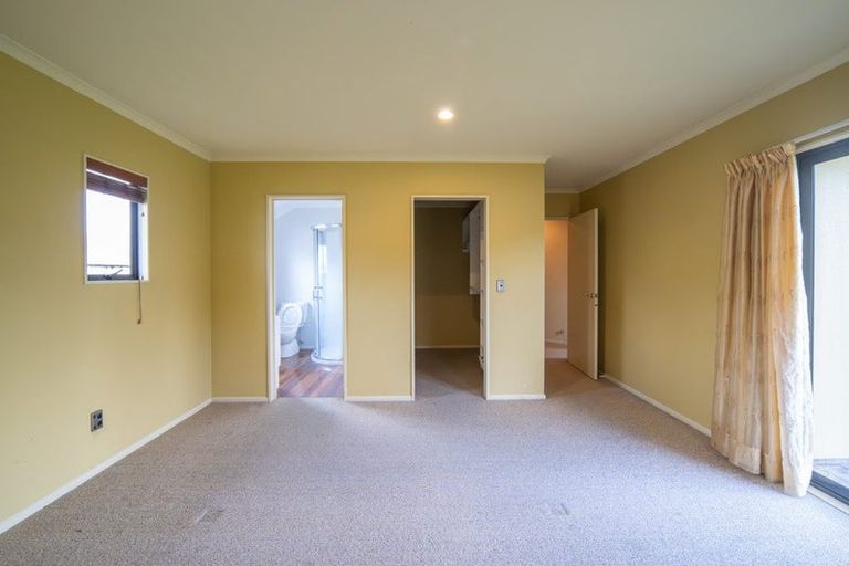 Photo of property in 57 Cairns Crescent, Rototuna, Hamilton, 3210