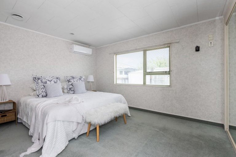 Photo of property in 2/40 Alamein Crescent, Onekawa, Napier, 4110