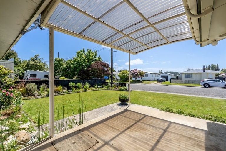 Photo of property in 3 Carlyle Street, Tuatapere, 9620