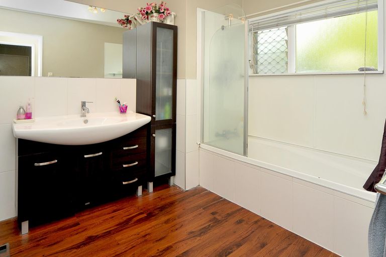 Photo of property in 1/55 Willis Road, Papakura, 2110