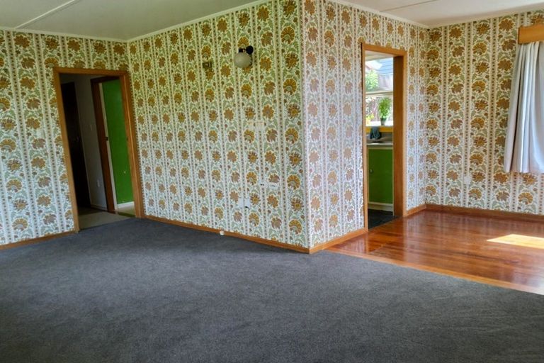 Photo of property in 30 Mark Avenue, Paparangi, Wellington, 6037