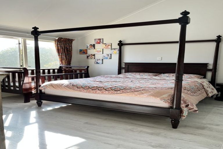 Photo of property in 9 Bickleigh Grove, New Lynn, Auckland, 0600