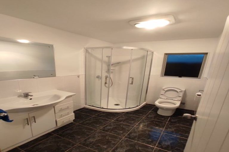 Photo of property in 419 Bucklands Beach Road, Bucklands Beach, Auckland, 2012