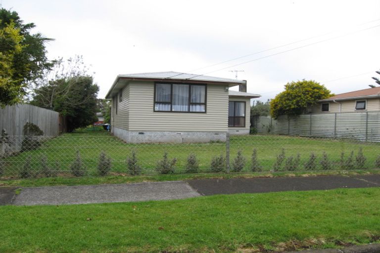 Photo of property in 19 Matapouri Road, Mangere Bridge, Auckland, 2022