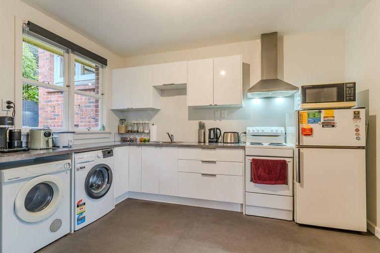 Photo of property in 70a Heriot Row, North Dunedin, Dunedin, 9016