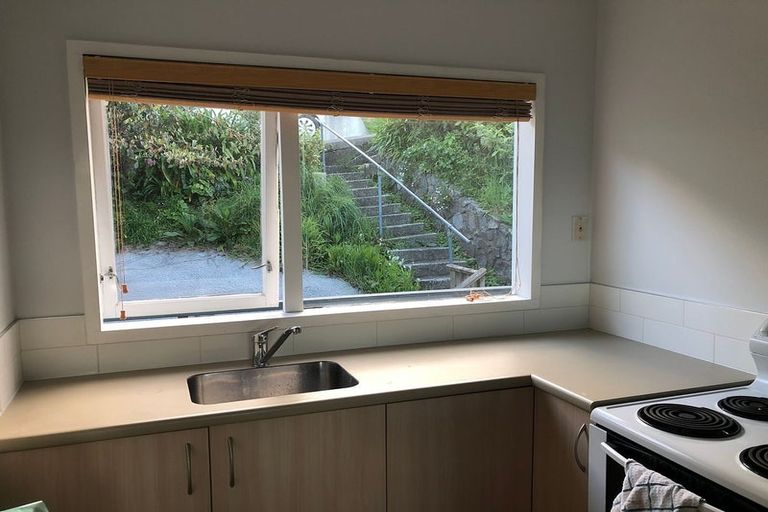 Photo of property in 2/29 Winston Street, Crofton Downs, Wellington, 6035