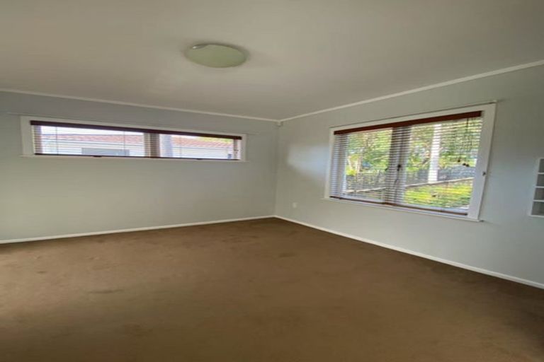 Photo of property in 15 Sandspit Road, Cockle Bay, Auckland, 2014
