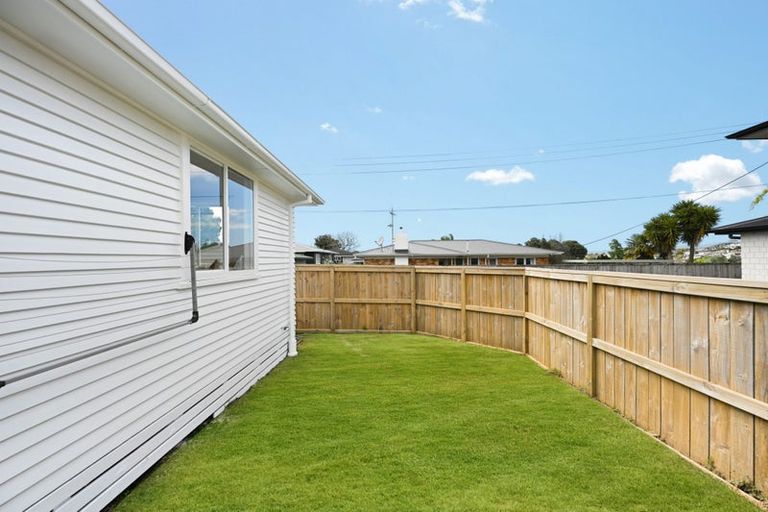 Photo of property in 182 Ngatai Road, Otumoetai, Tauranga, 3110