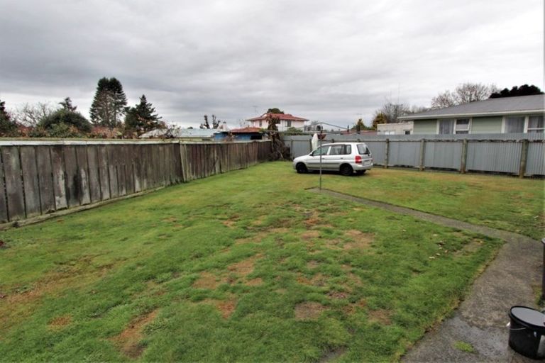 Photo of property in 27 Tarapunga Place, Tokoroa, 3420