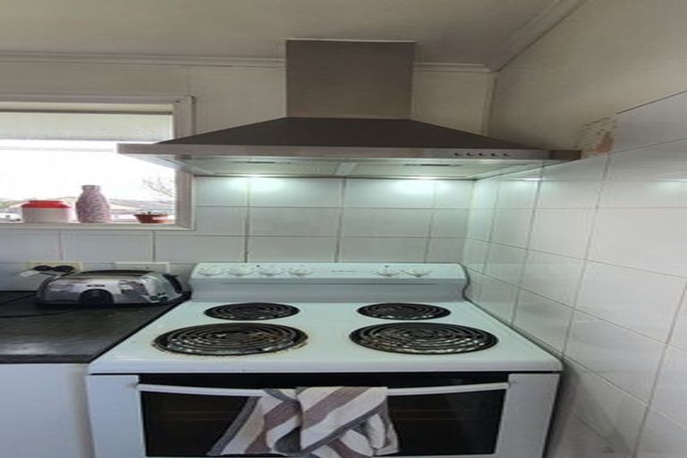 Photo of property in 6/13 Newnham Terrace, Upper Riccarton, Christchurch, 8041