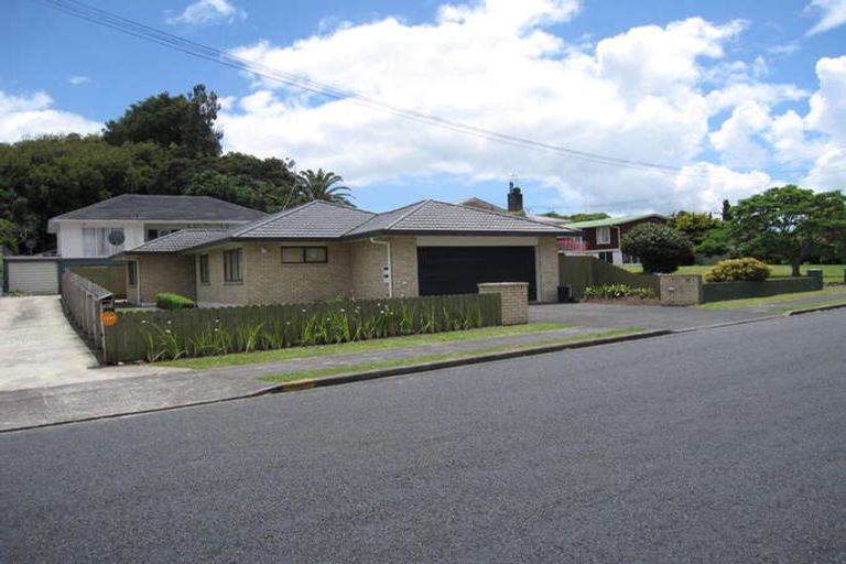 Photo of property in 6a Alma Crescent, Papakura, 2110