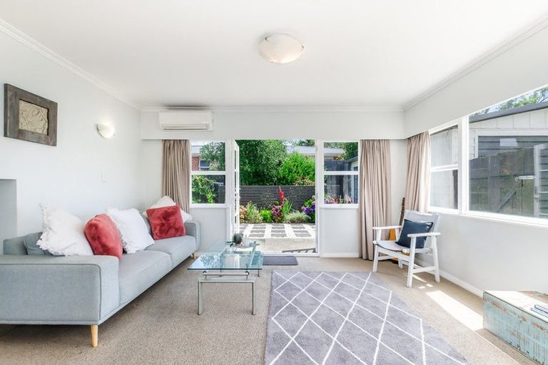 Photo of property in 1 Anthony Grove, Paraparaumu Beach, Paraparaumu, 5032