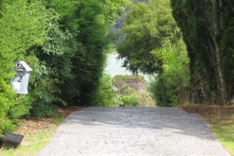 Photo of property in 74 Paragon Avenue, Beach Haven, Auckland, 0626